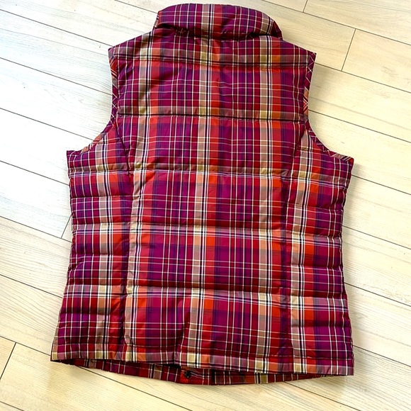 🌻3/$15🌻 Lands’ End puffer vest - Picture 3 of 5